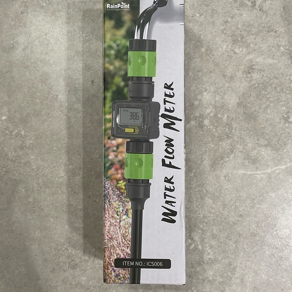 Water flow meter